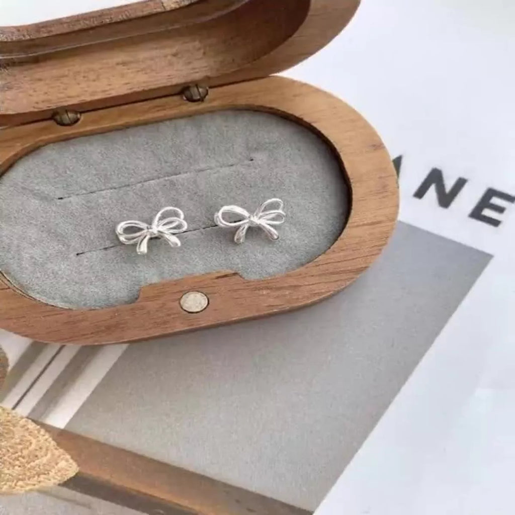 925 Sterling Silver Bow Earrings 2