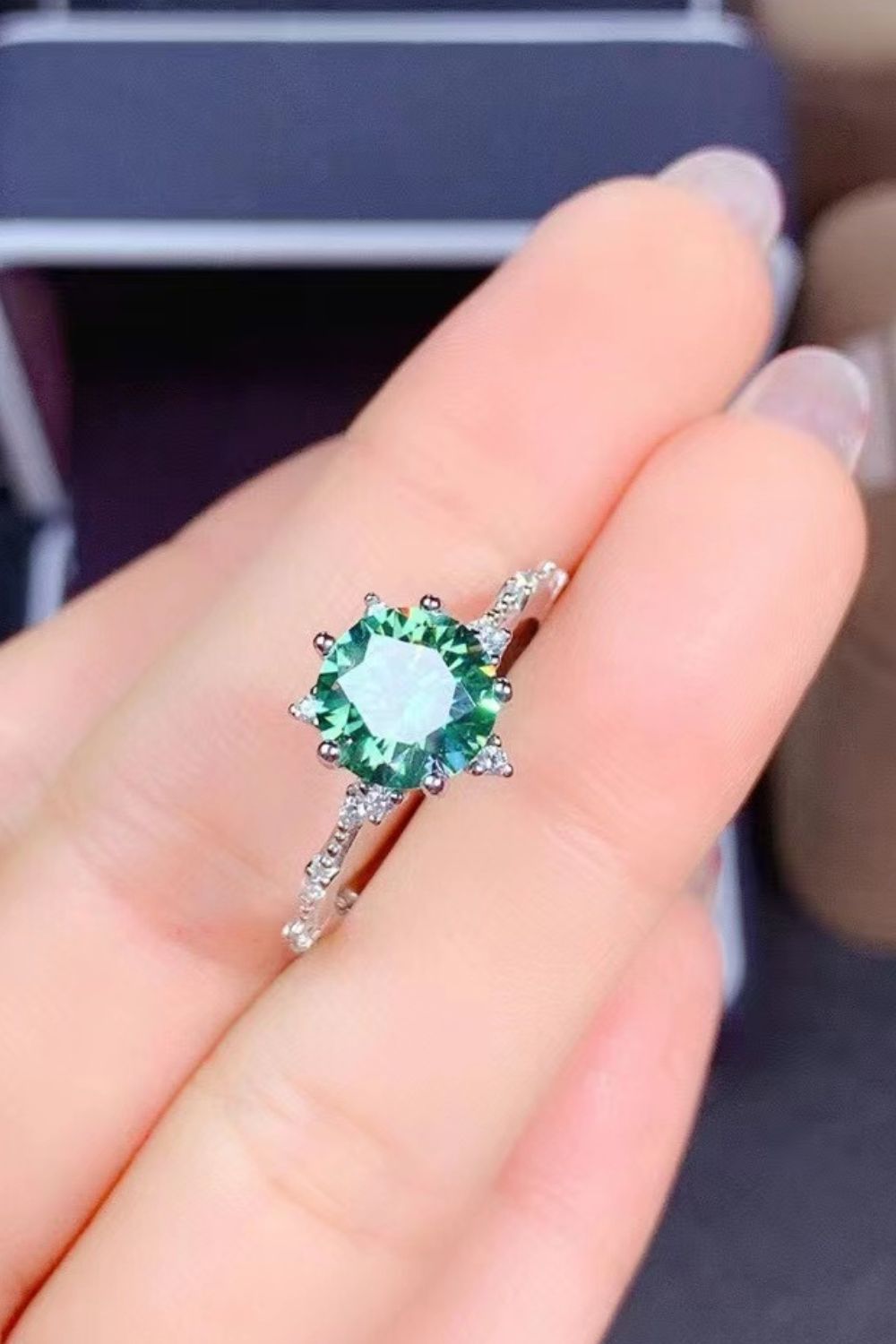 All Eyes On Me 1 Carat Moissanite Platinum-Plated Ring 3