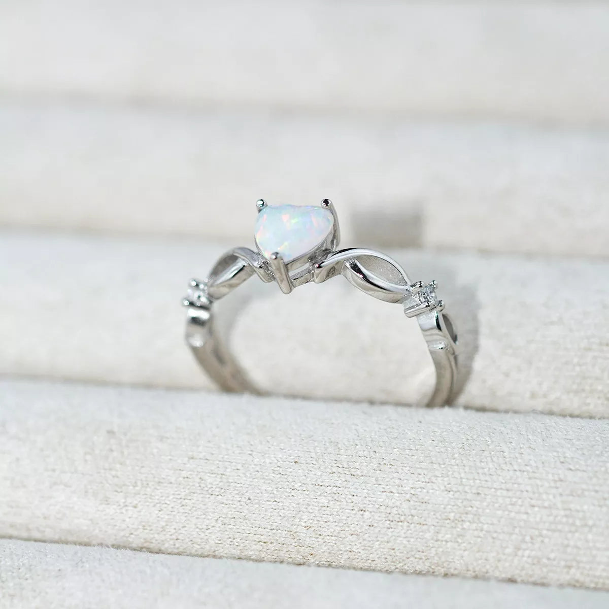 925 Sterling Silver Zircon Heart Ring 3
