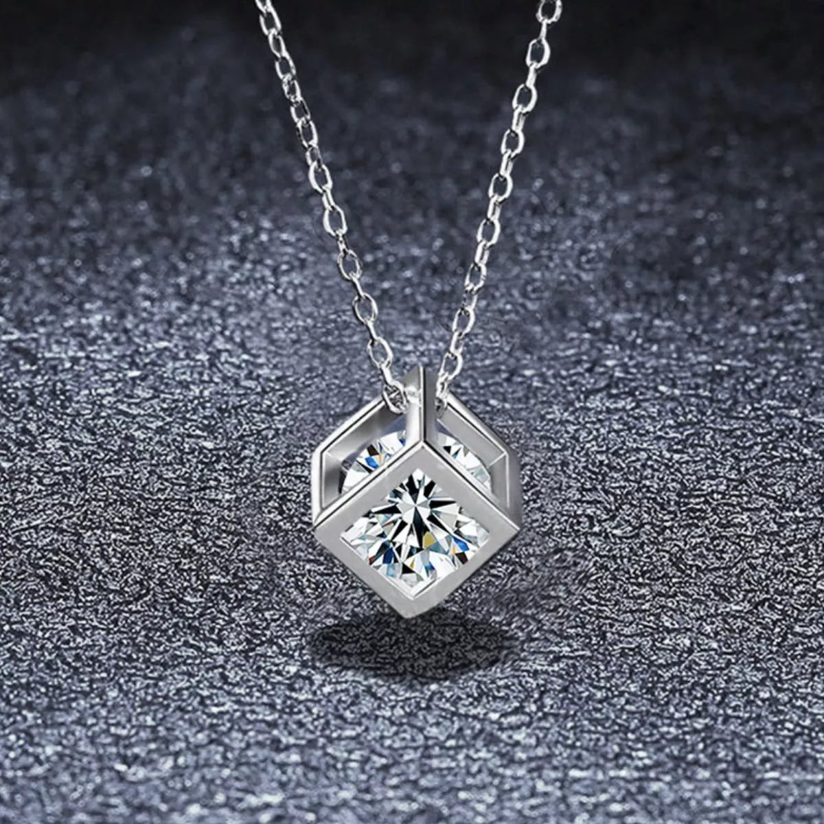 925 Sterling Silver Moissanite Pendant Necklace 1