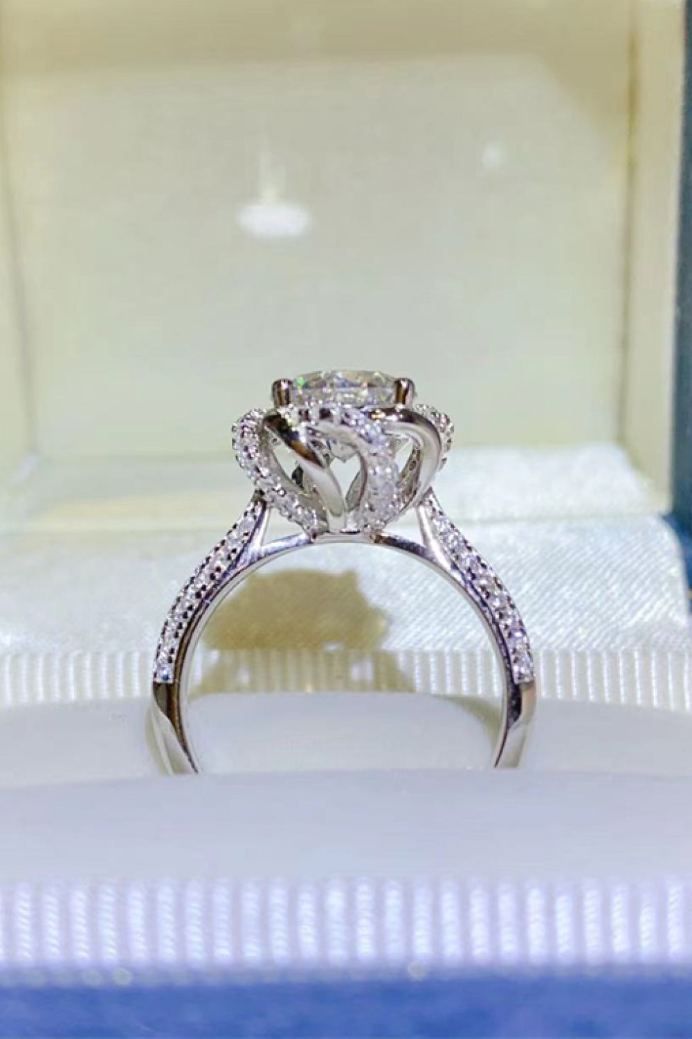 2 Carat Moissanite 925 Sterling Silver Ring 4