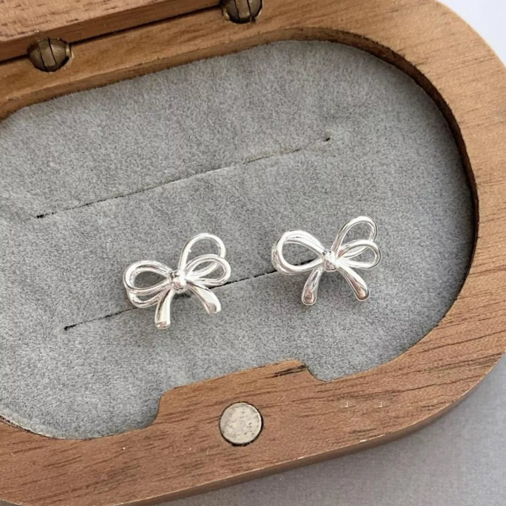 925 Sterling Silver Bow Earrings 3
