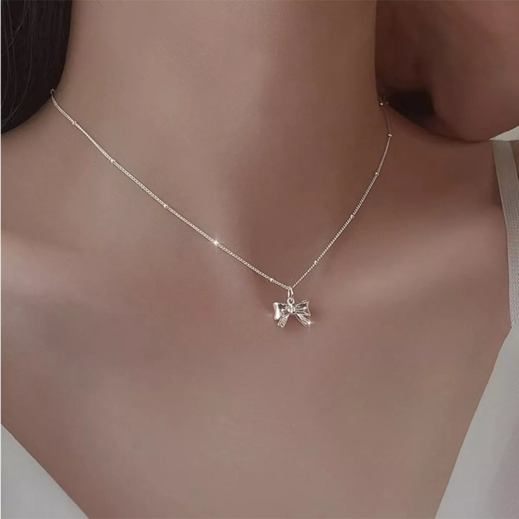 925 Sterling Silver Bow Necklace 1