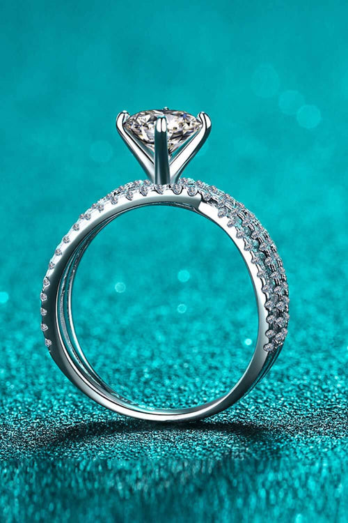 1 Carat Moissanite Crisscross Ring 2