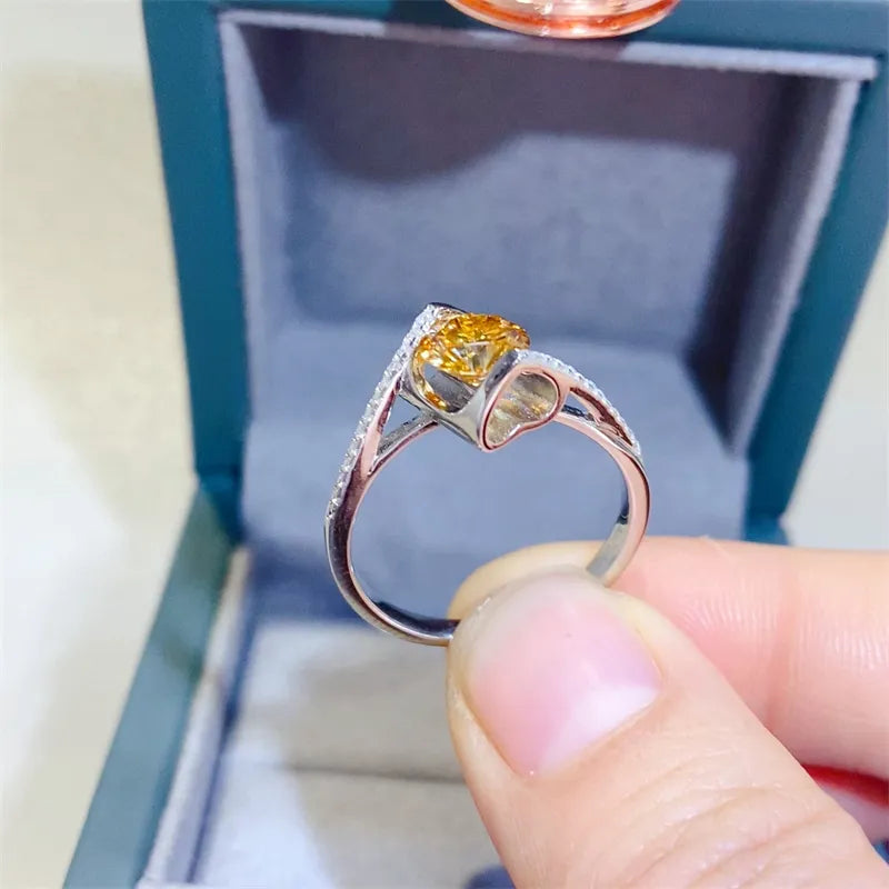 1 Carat Moissanite 925 Sterling Silver Ring 3