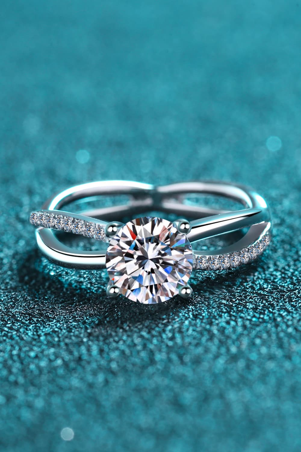 1 Carat Moissanite Crisscross Split Shank Ring 2